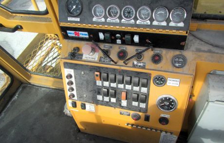 Locomotive Trackmobile controls