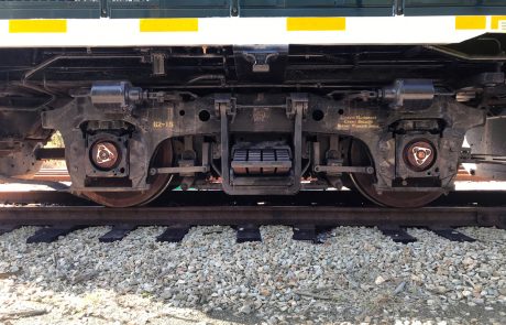 GP15-1 locomotive wheels