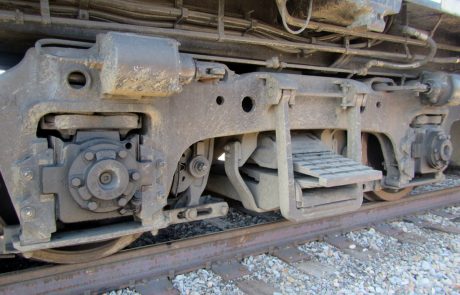 MP15DC Locomotive wheels