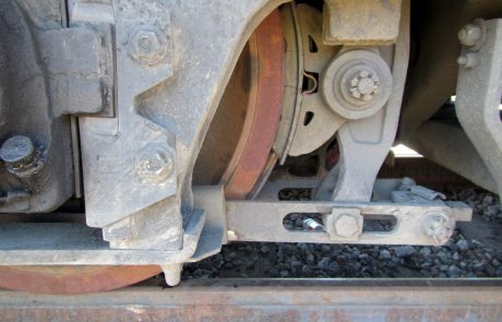 MP15DC Locomotive wheel and brake